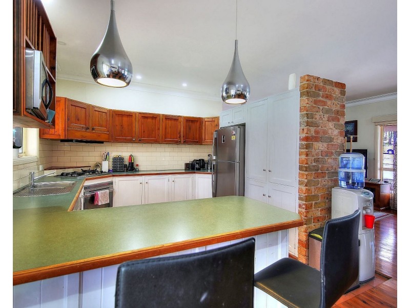 19 Mitchell Pl, Douglas Park NSW 2569