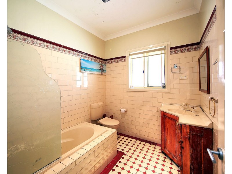 19 Mitchell Pl, Douglas Park NSW 2569