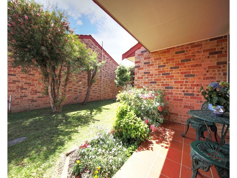 6/24 Station St, Douglas Park NSW 2569