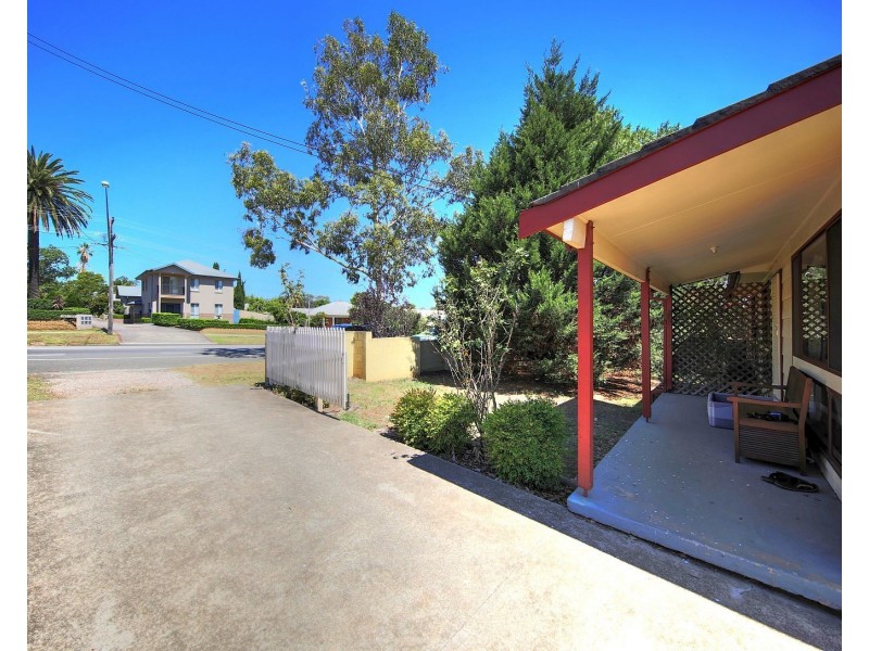 373 Argyle St, Picton NSW 2571