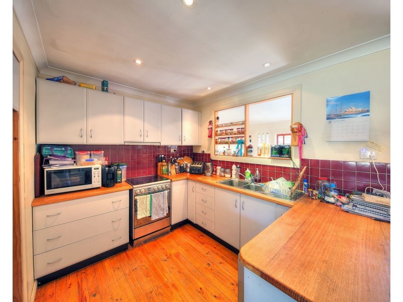 373 Argyle St, Picton NSW 2571