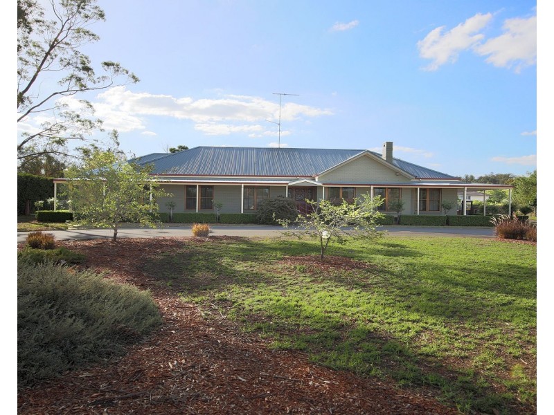 3 The Vines, Picton NSW 2571