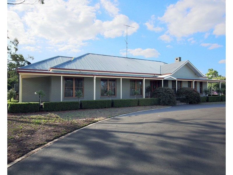 3 The Vines, Picton NSW 2571