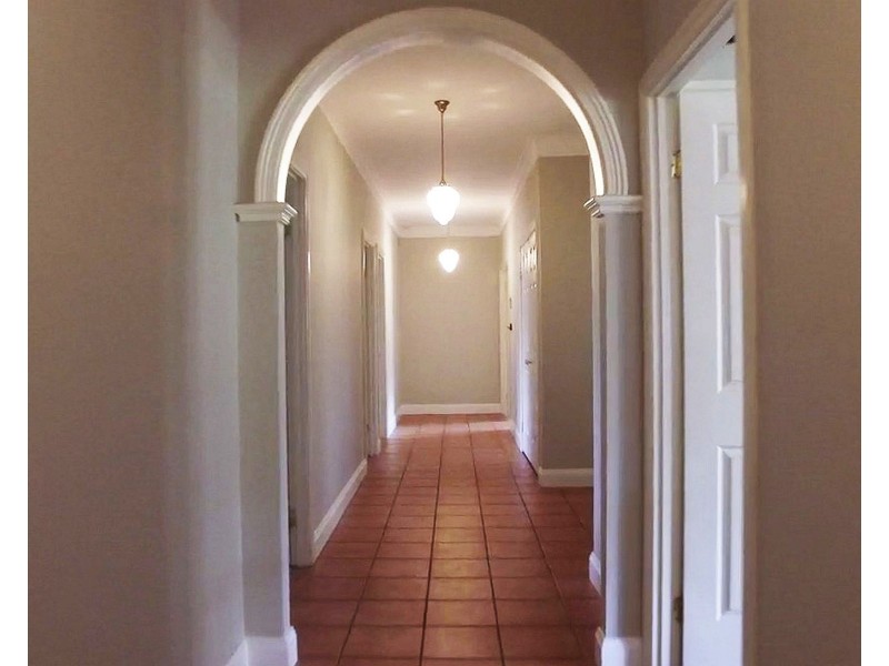 3 The Vines, Picton NSW 2571