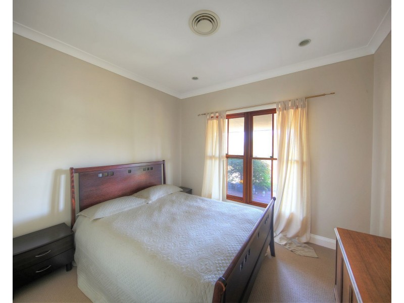 3 The Vines, Picton NSW 2571