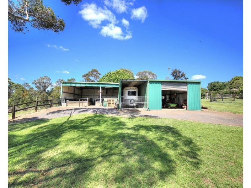 35 McWilliam Dr, Douglas Park NSW 2569