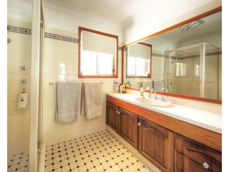 35 McWilliam Dr, Douglas Park NSW 2569