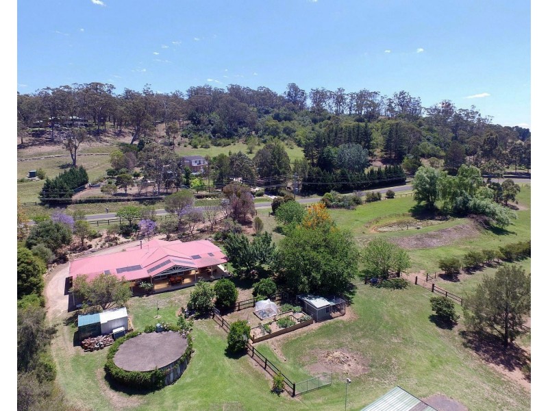 35 McWilliam Dr, Douglas Park NSW 2569