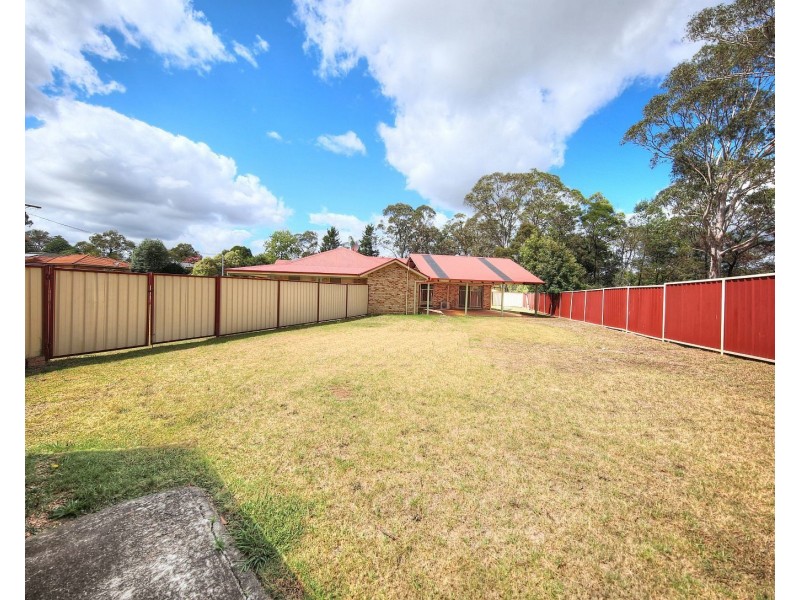 5 Robyn Pl, Tahmoor NSW 2573