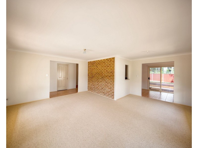 5 Robyn Pl, Tahmoor NSW 2573