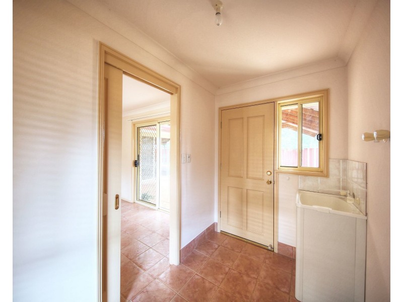 5 Robyn Pl, Tahmoor NSW 2573