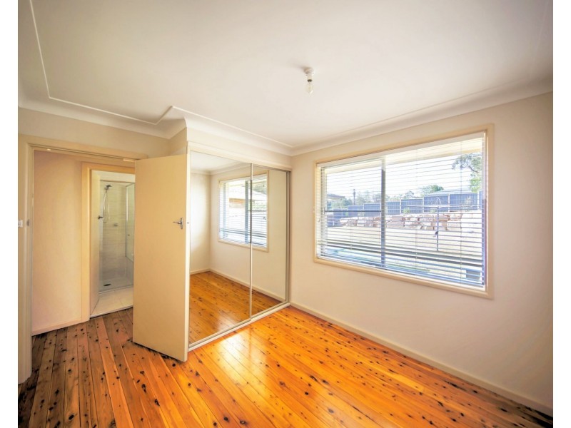 37 Hill St, Picton NSW 2571