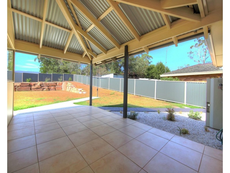 37 Hill St, Picton NSW 2571