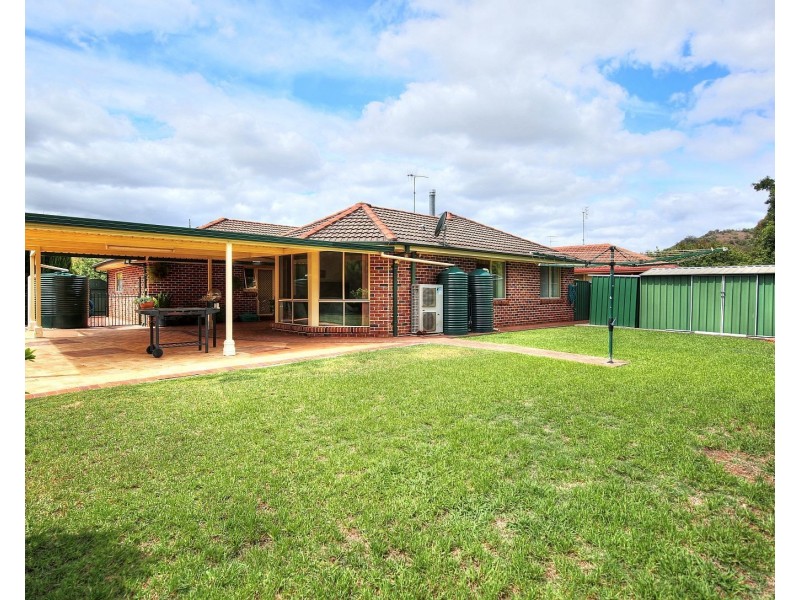 23 Magnolia Dr, Picton NSW 2571