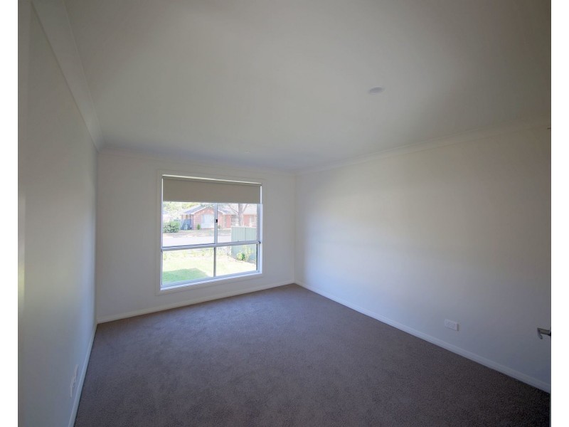 1 Abelia Street, Tahmoor NSW 2573