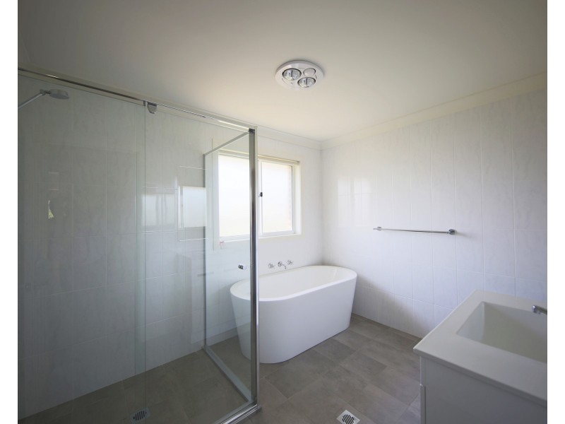 1 Abelia Street, Tahmoor NSW 2573