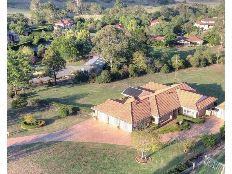 3 Jan St, Picton NSW 2571