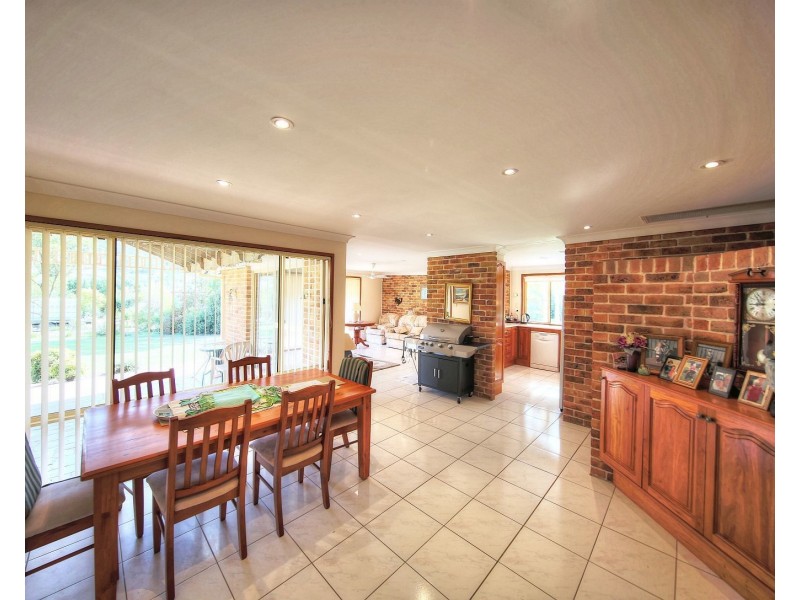 3 Jan St, Picton NSW 2571