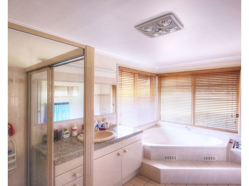 3 Jan St, Picton NSW 2571