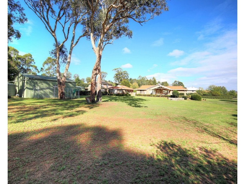 3 Jan St, Picton NSW 2571