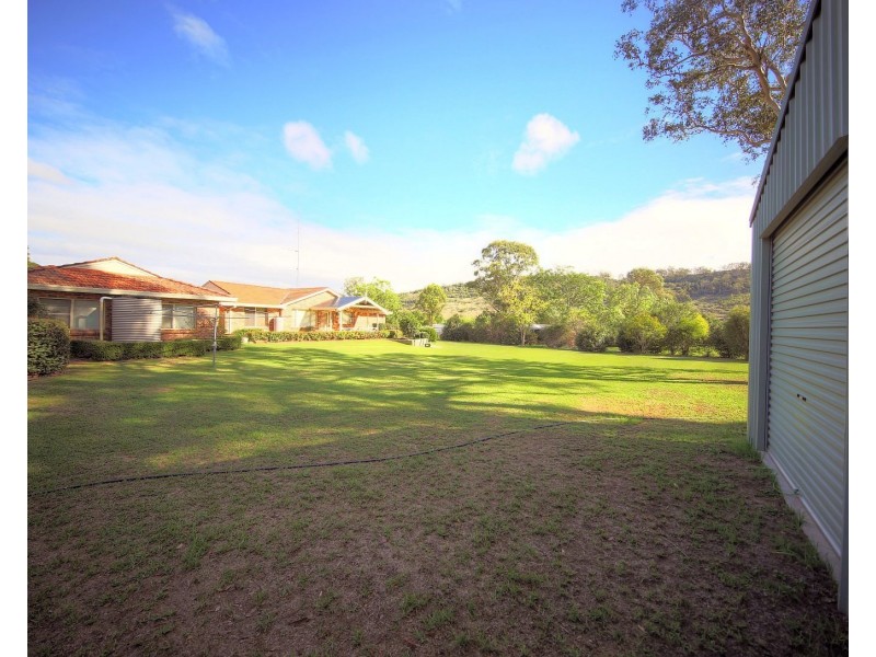3 Jan St, Picton NSW 2571