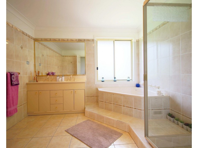 47 The Grange, Picton NSW 2571