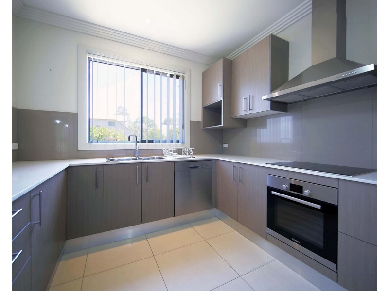 7/115 Menangle St, Picton NSW 2571