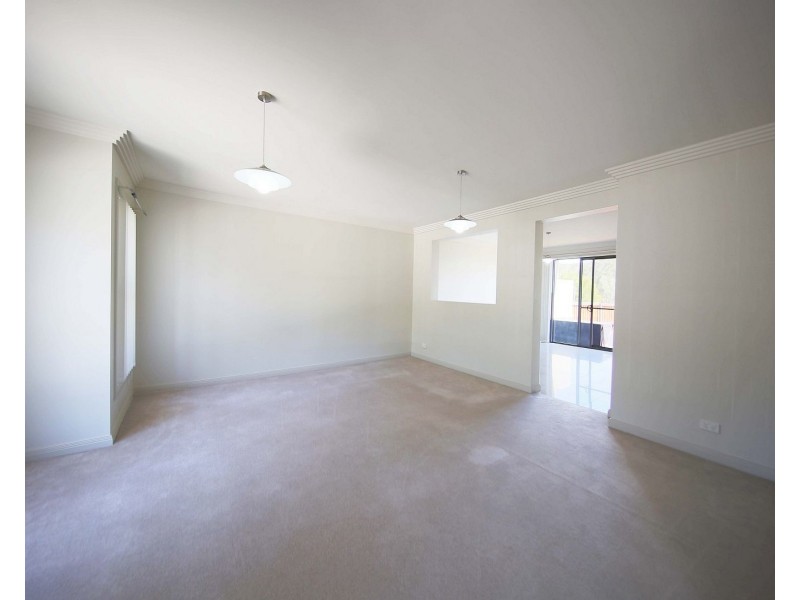 7/115 Menangle St, Picton NSW 2571