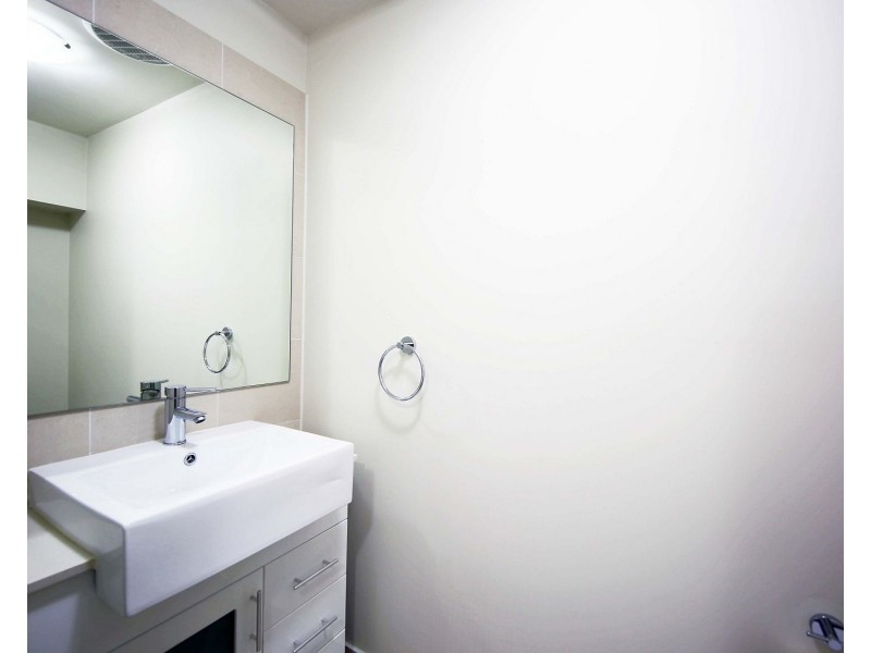 7/115 Menangle St, Picton NSW 2571