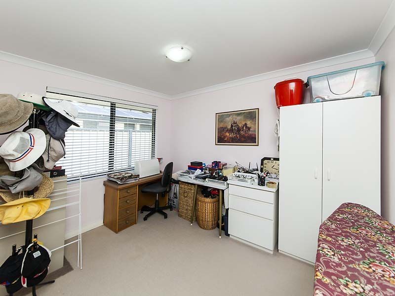 354 Oakmont Avenue, Meadow Springs WA 6210