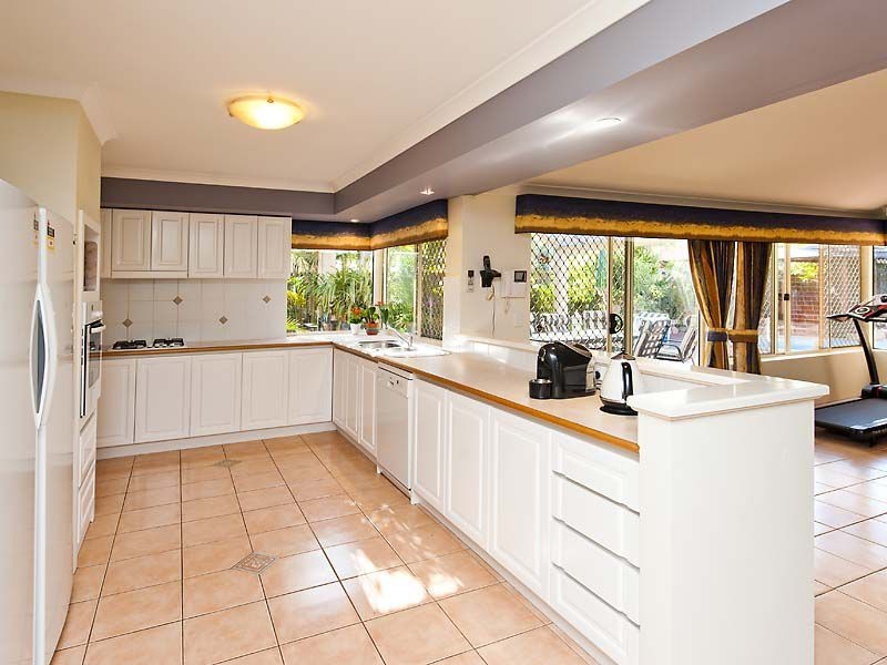 23 Losino Boulevard, Henley Brook WA 6055