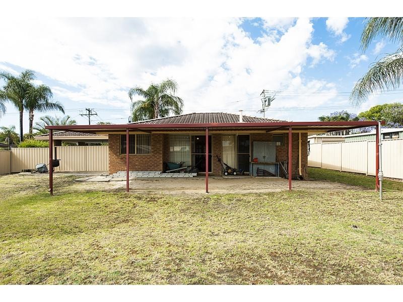 10 Combellack Way, High Wycombe WA 6057