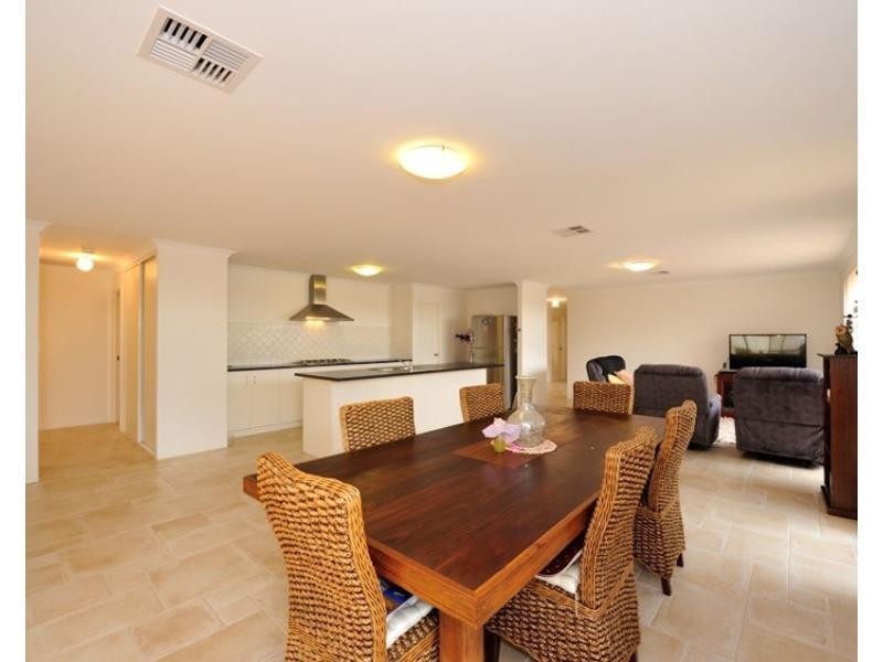 4 Anfield Court, Baldivis WA 6171