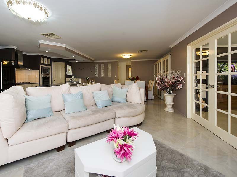 69 Jane Brook Drive, Jane Brook WA 6056