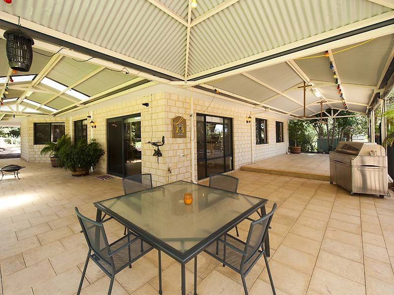 16 Tincombe Grove, Baldivis WA 6171