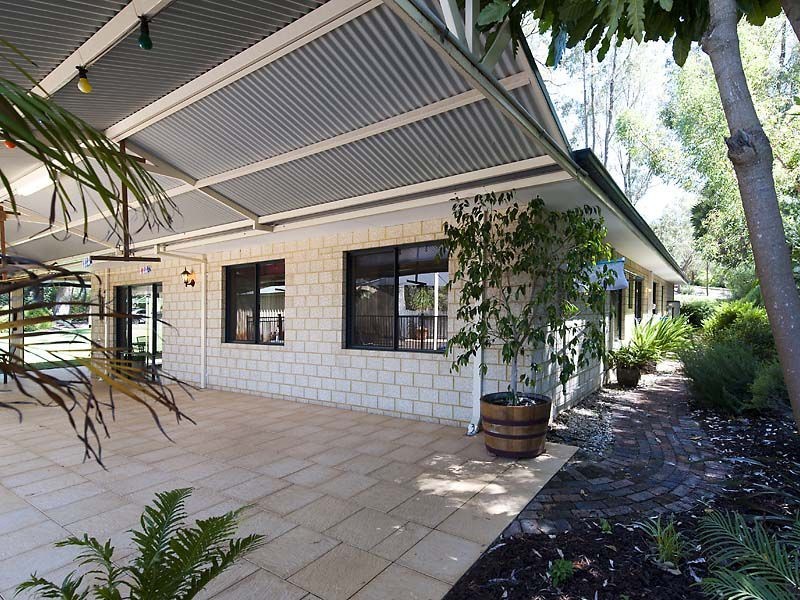 16 Tincombe Grove, Baldivis WA 6171