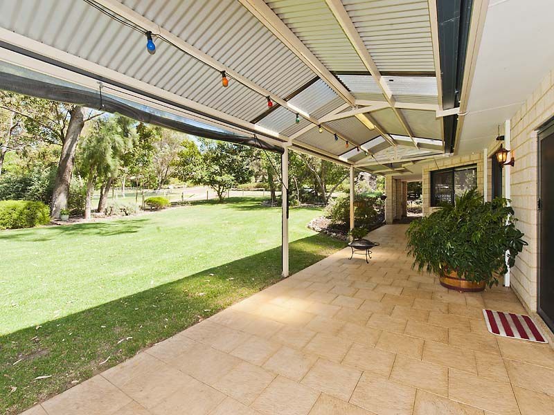 16 Tincombe Grove, Baldivis WA 6171