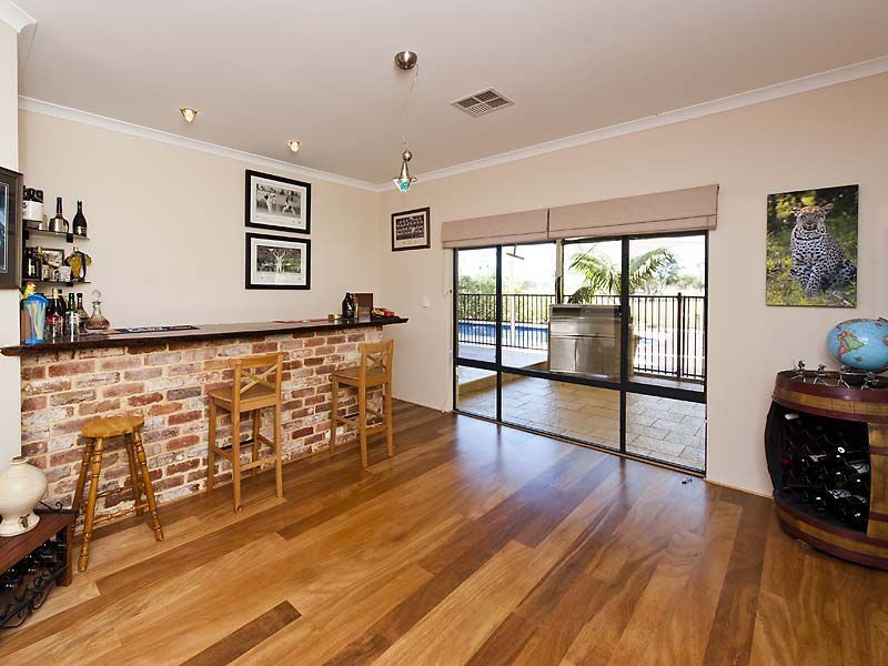 16 Tincombe Grove, Baldivis WA 6171