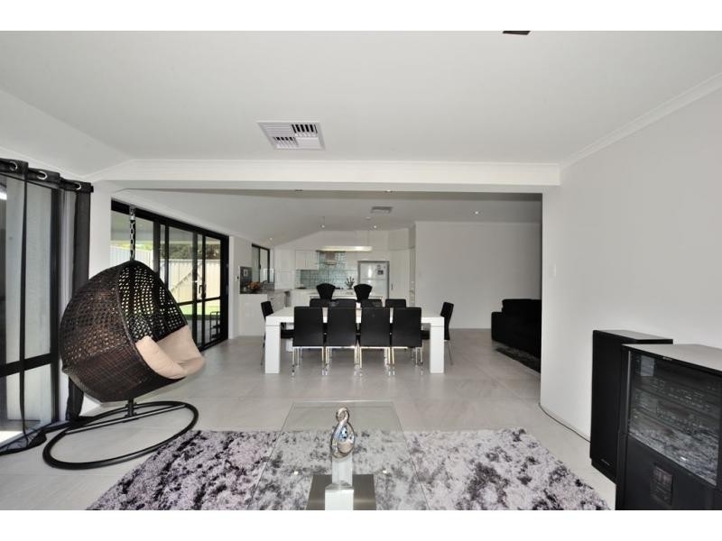 14 Calilly Way, Baldivis WA 6171