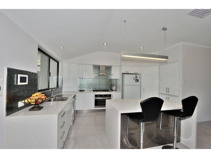 14 Calilly Way, Baldivis WA 6171