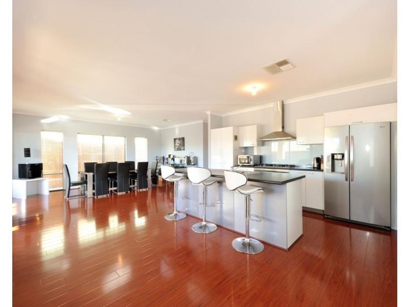 7 State Place, Baldivis WA 6171