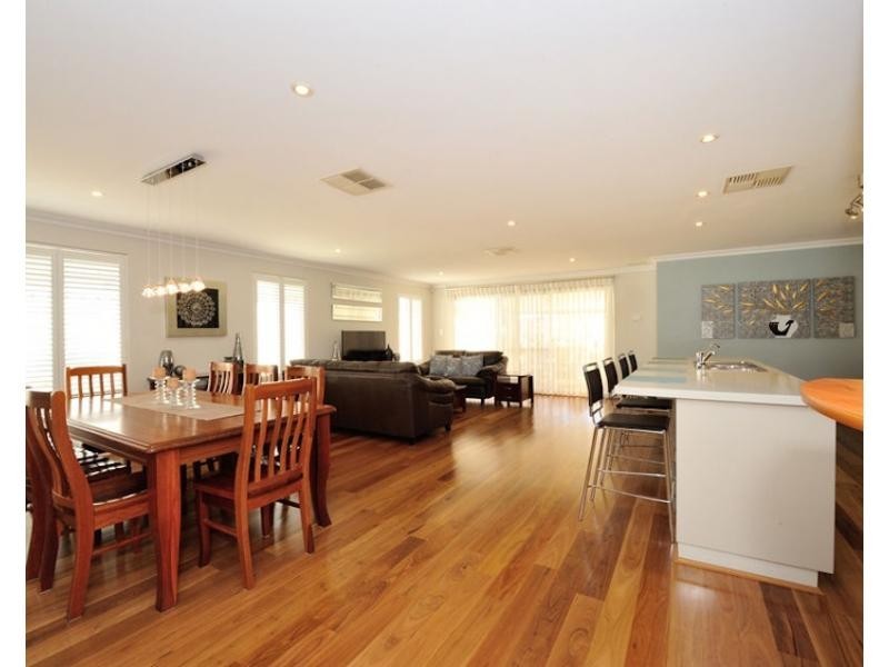 12 Wilson Pass, Baldivis WA 6171