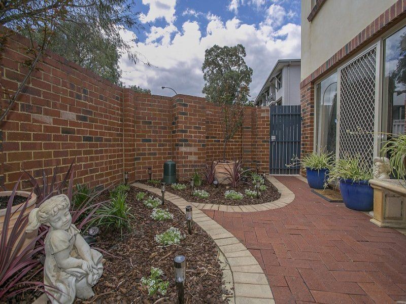 1/13 Gardner Street, Como WA 6152
