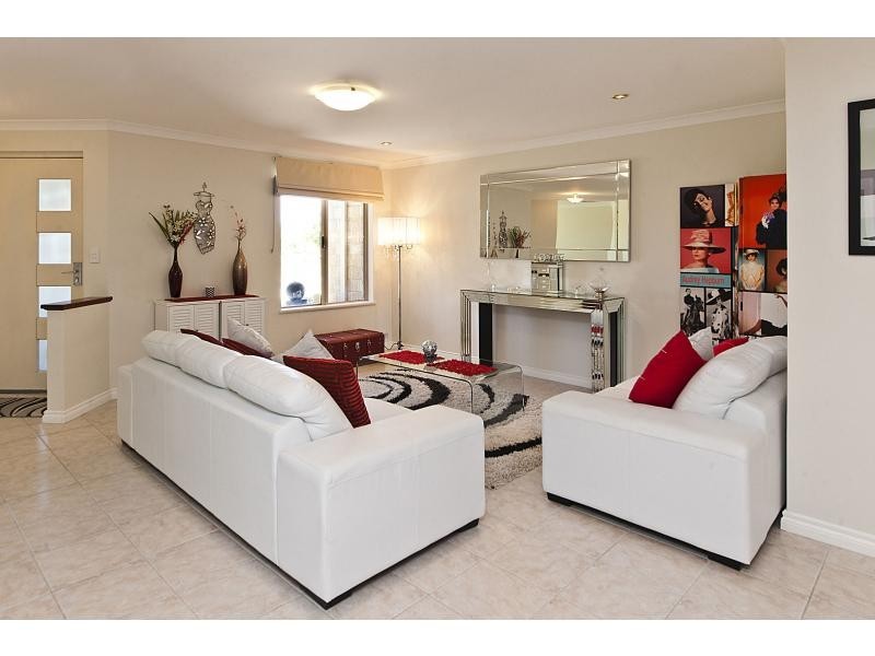 59 Monaghan Circle, Darch WA 6065