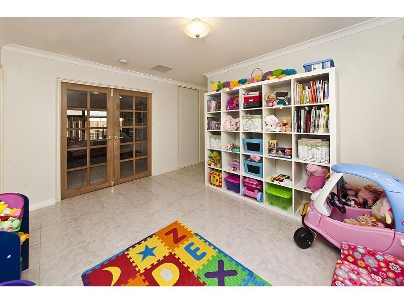 59 Monaghan Circle, Darch WA 6065