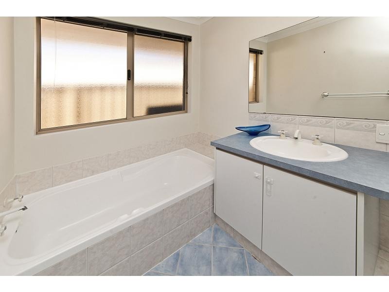 59 Monaghan Circle, Darch WA 6065