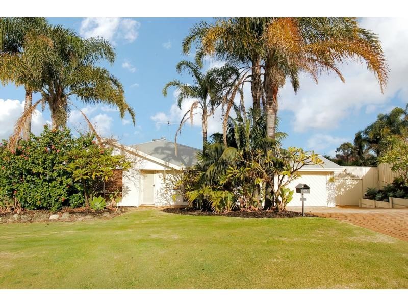 19 Seabrook Place, Success WA 6164