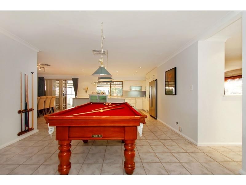 19 Seabrook Place, Success WA 6164