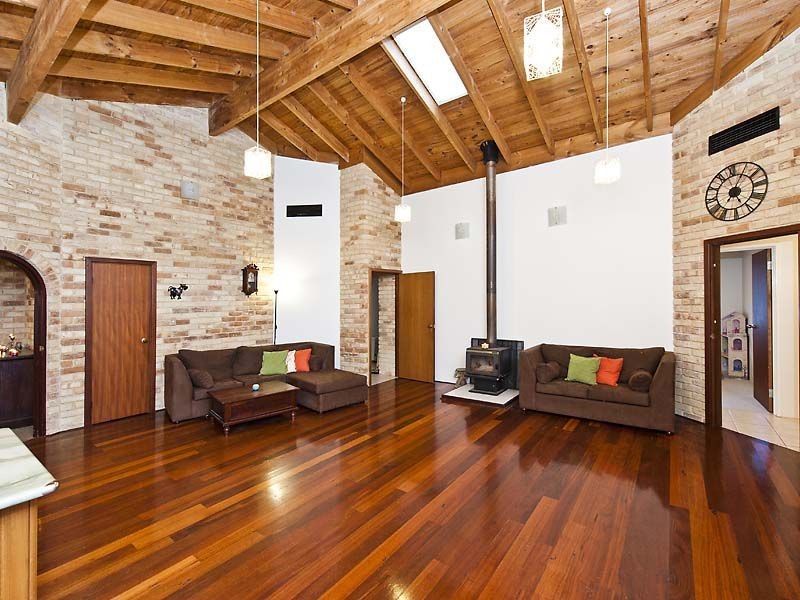 19 Hawker Street, Safety Bay WA 6169