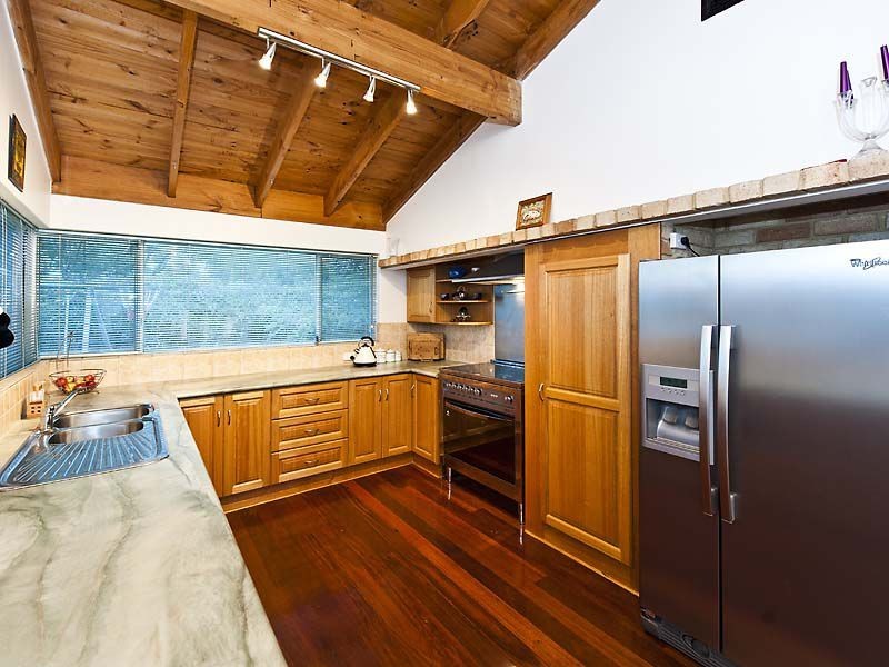 19 Hawker Street, Safety Bay WA 6169